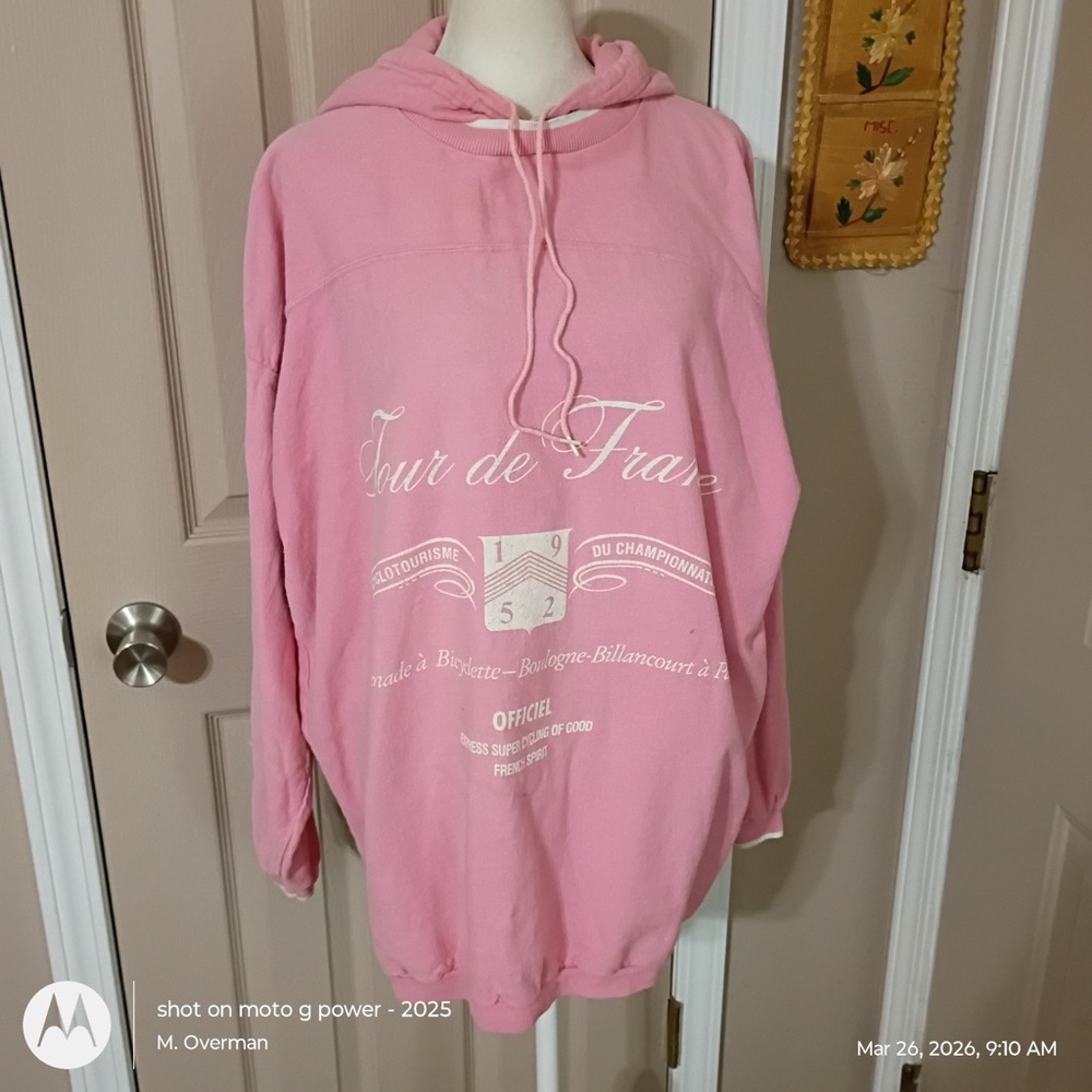 Limited Express rare vintage pink Tour de France oversized sweatshirt. Size 2.